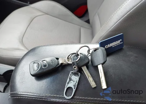 2015 Hyundai Tucson Gls from USA, damaged, VIN KM8JTCAF5FU992360